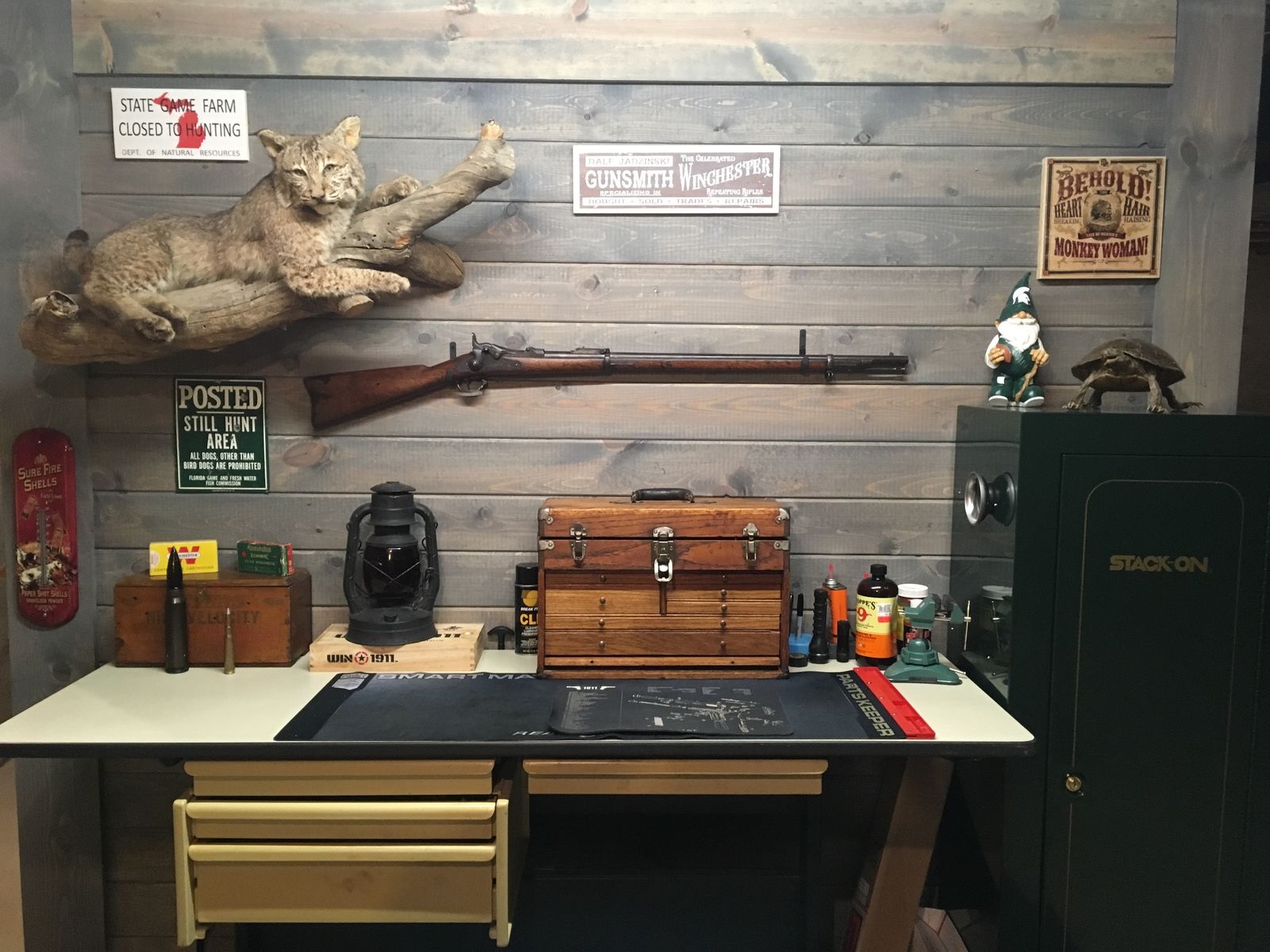 1 Pair Wall Mount Gun Storage Rack J-Hook Rack Rifle Shotgun Hangers Polished Stainless Steel Felt Lined